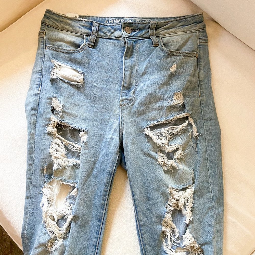 American Eagle Super Stretch Ripped Jeans